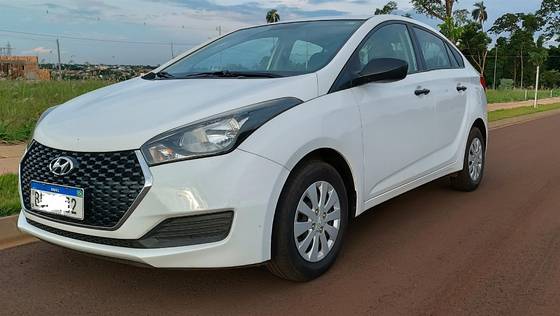 HYUNDAI HB20S 1.0 UNIQUE 12V FLEX 4P MANUAL
